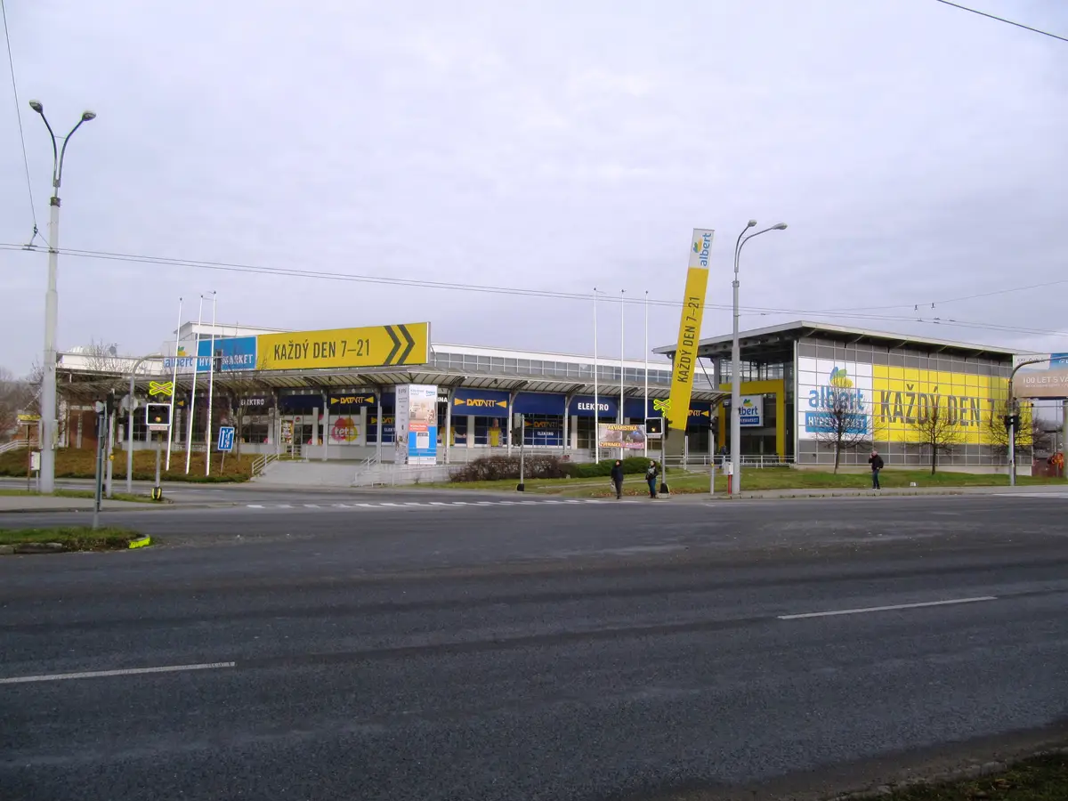 Albert Hypermarket
